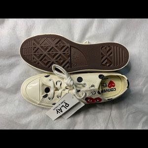 Men Play Comme des Garçons x Converse Polka Dot ❤️